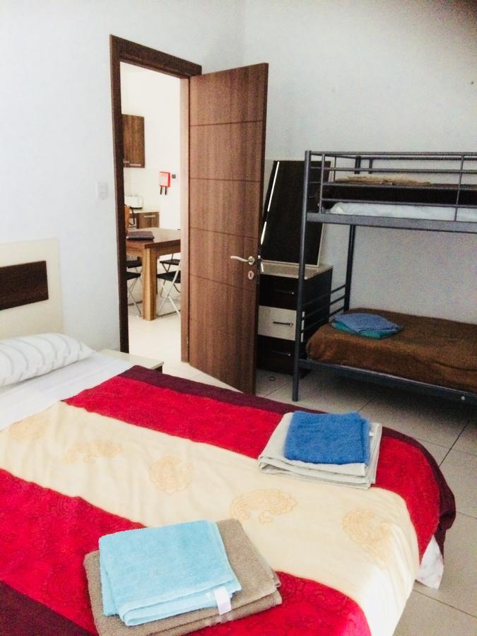 Paceville Montecarlo Apartments San Giuliano Esterno foto